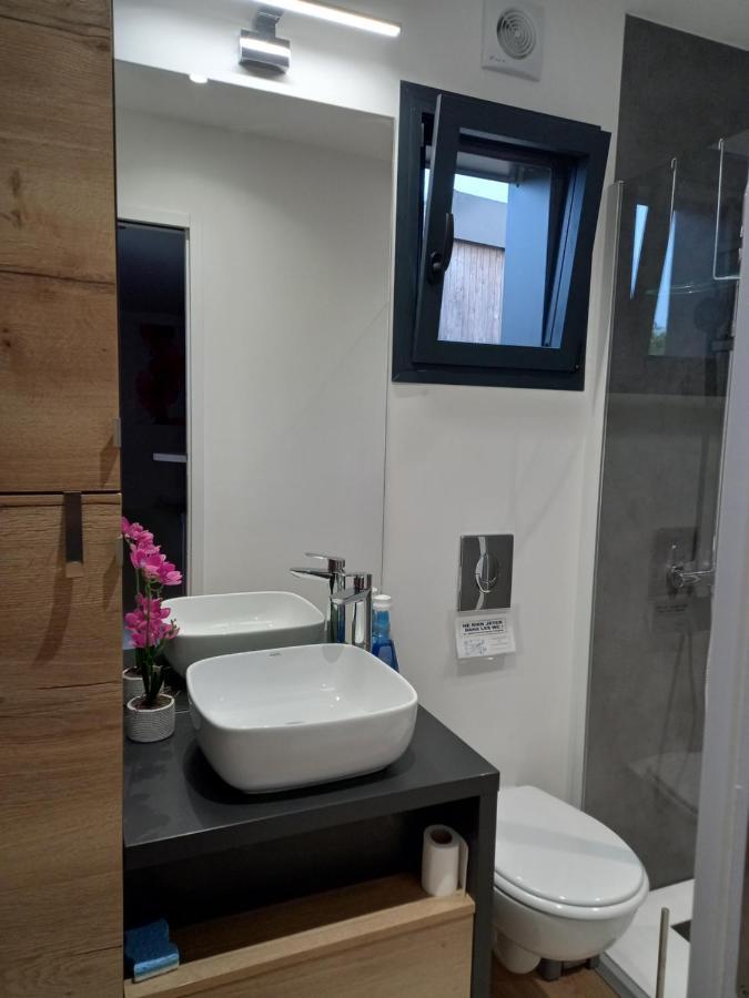 וינוזאק "Plus Belle L'Ardeche" Studio De Jardin Et Piscine מראה חיצוני תמונה